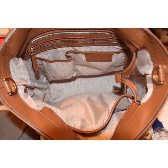 Michael Kors Brooke Leather Tote - Picture 6 of 8